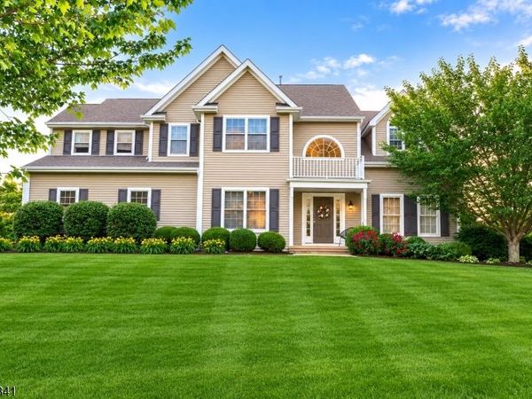 4 Augusta Ct, Fredon, NJ 07860