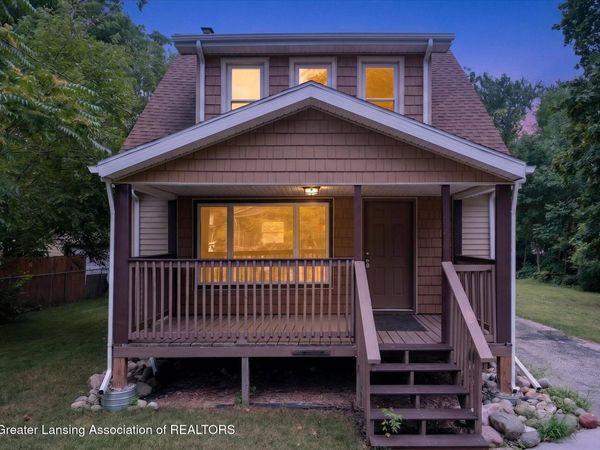 1115 Regent Street, Lansing, MI 48912