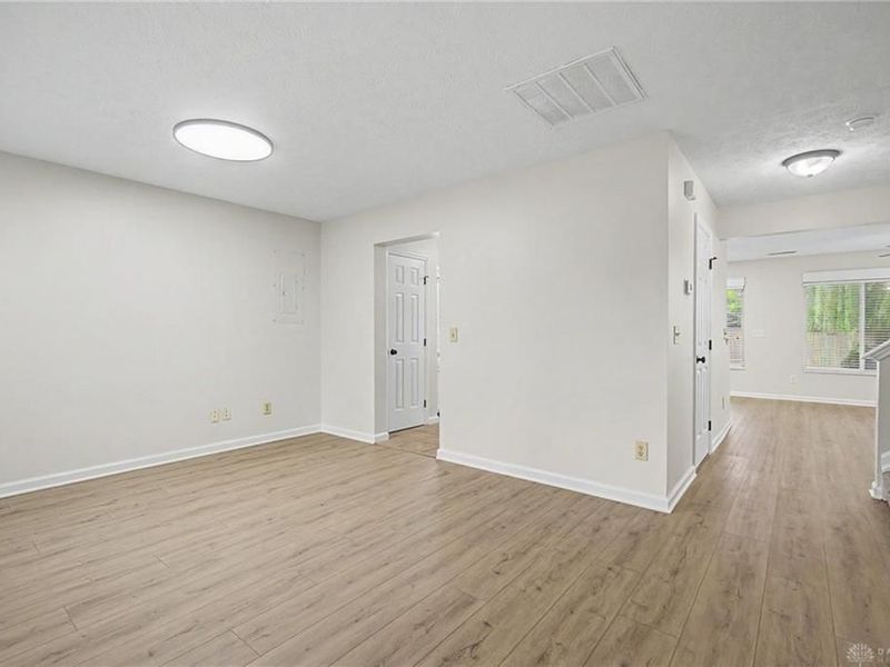 1220 Sunset Drive, Englewood, OH 45322 Photo 9