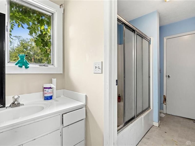 6006 Lynnaway Drive, Dayton, OH 45415 Photo 25
