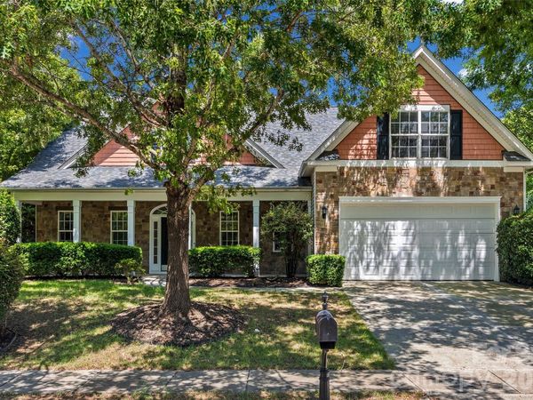 5914 Kirkwynd Commons Drive, Charlotte, NC 28278