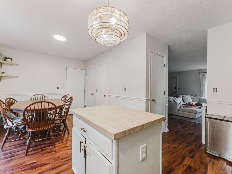 5904 Thorngate Drive, Galloway, OH 43119 Photo 16