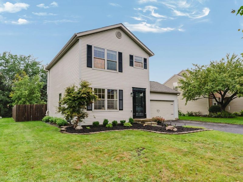 5904 Thorngate Drive, Galloway, OH 43119 Photo 2
