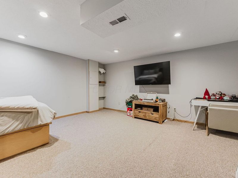 5904 Thorngate Drive, Galloway, OH 43119 Photo 31