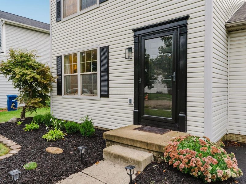 5904 Thorngate Drive, Galloway, OH 43119 Photo 5