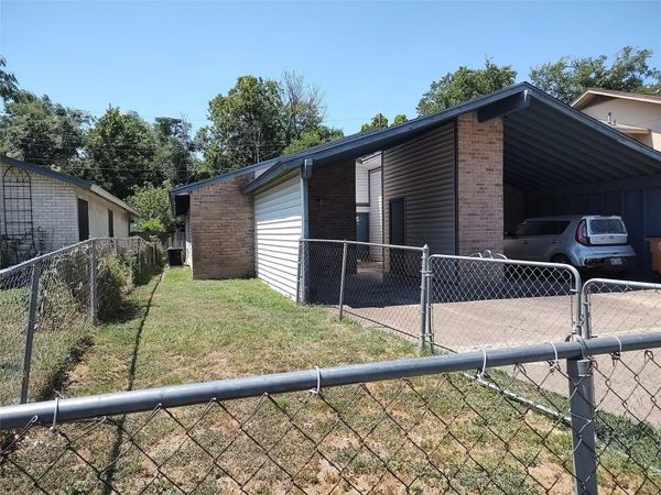 2005 Iroquois LN, Unit A, Austin, TX 78741