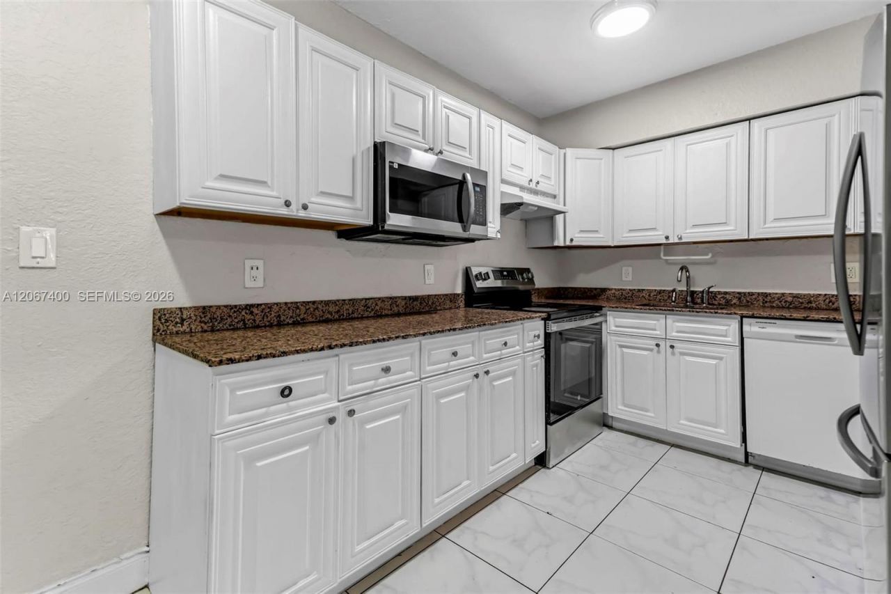 3271 NW 173rd Ter , Miami Gardens, FL 33056 Photo