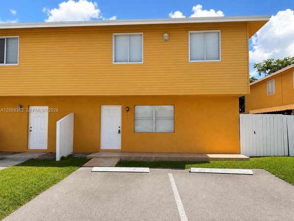 Unit 11, Homestead, FL 33030