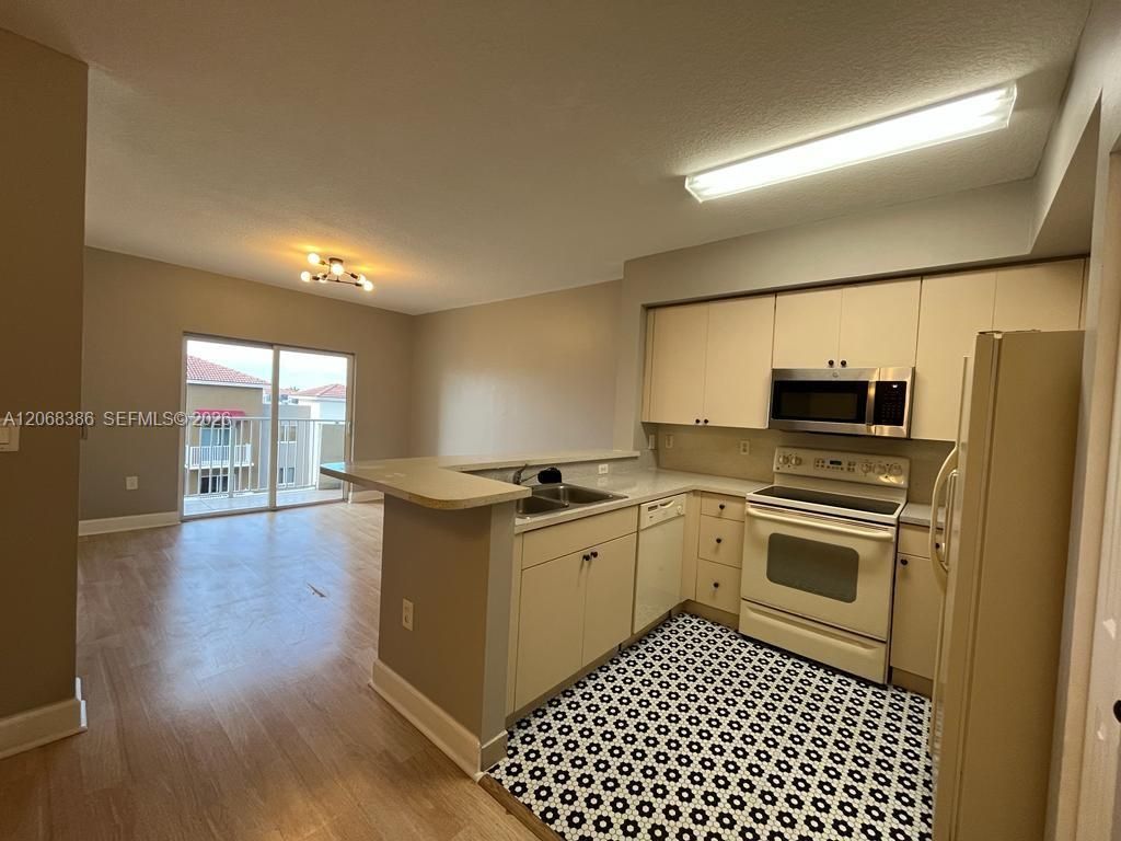 11060 SW 196th St , Unit 511, Cutler Bay, FL 33157 Photo