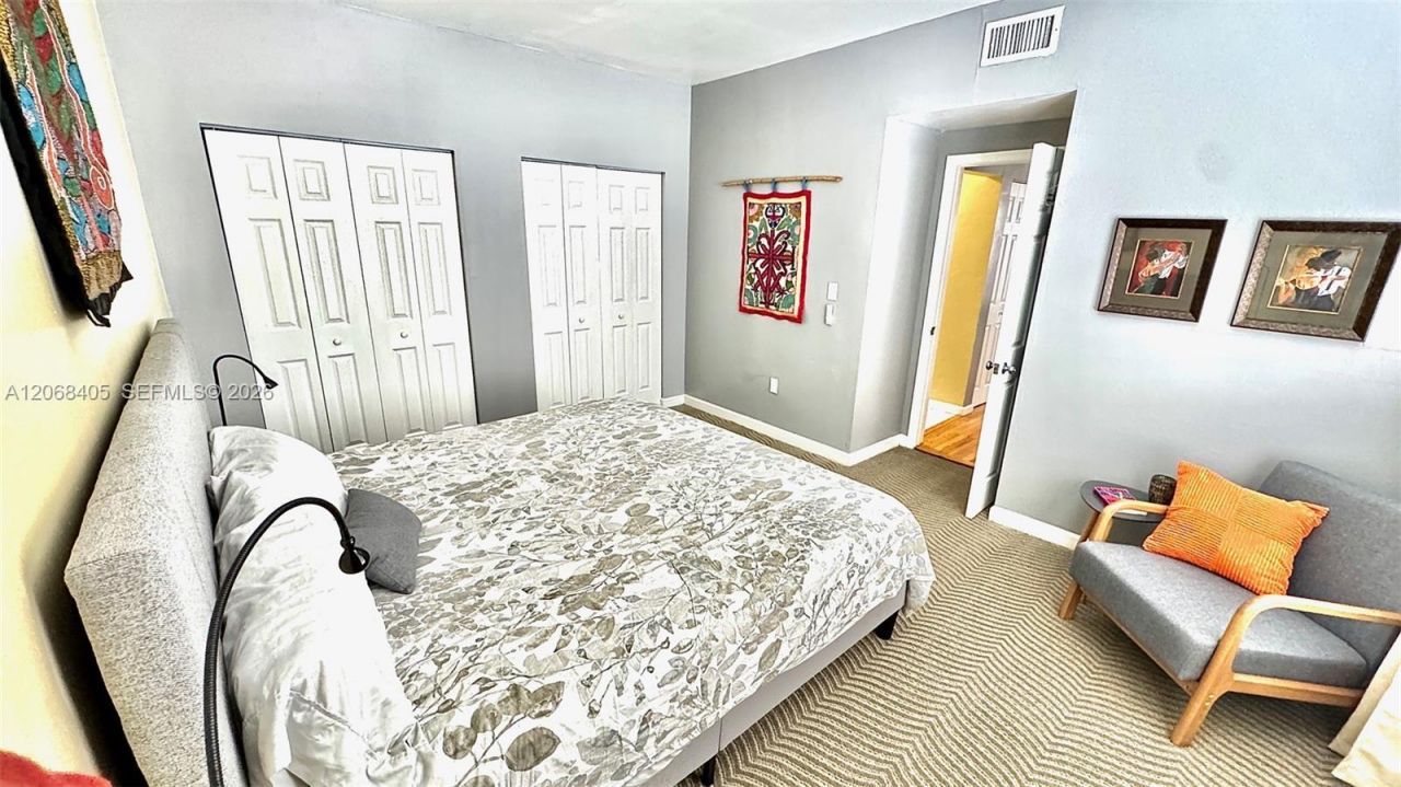 1200 Euclid Ave, Unit 302, Miami Beach, FL 33139 Photo