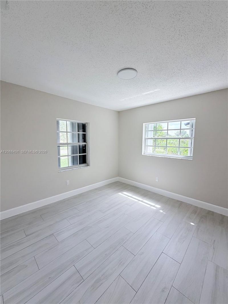 4492 NW 180th St , Miami Gardens, FL 33055 Photo