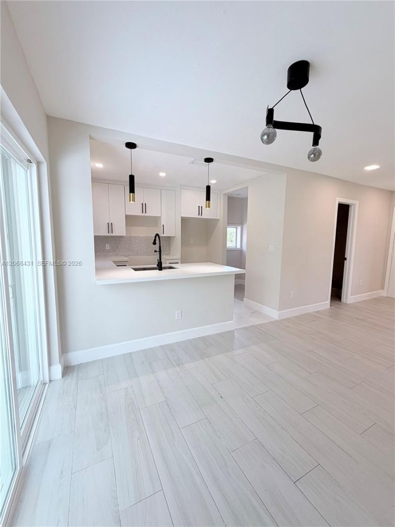 4492 NW 180th St , Miami Gardens, FL 33055 Photo