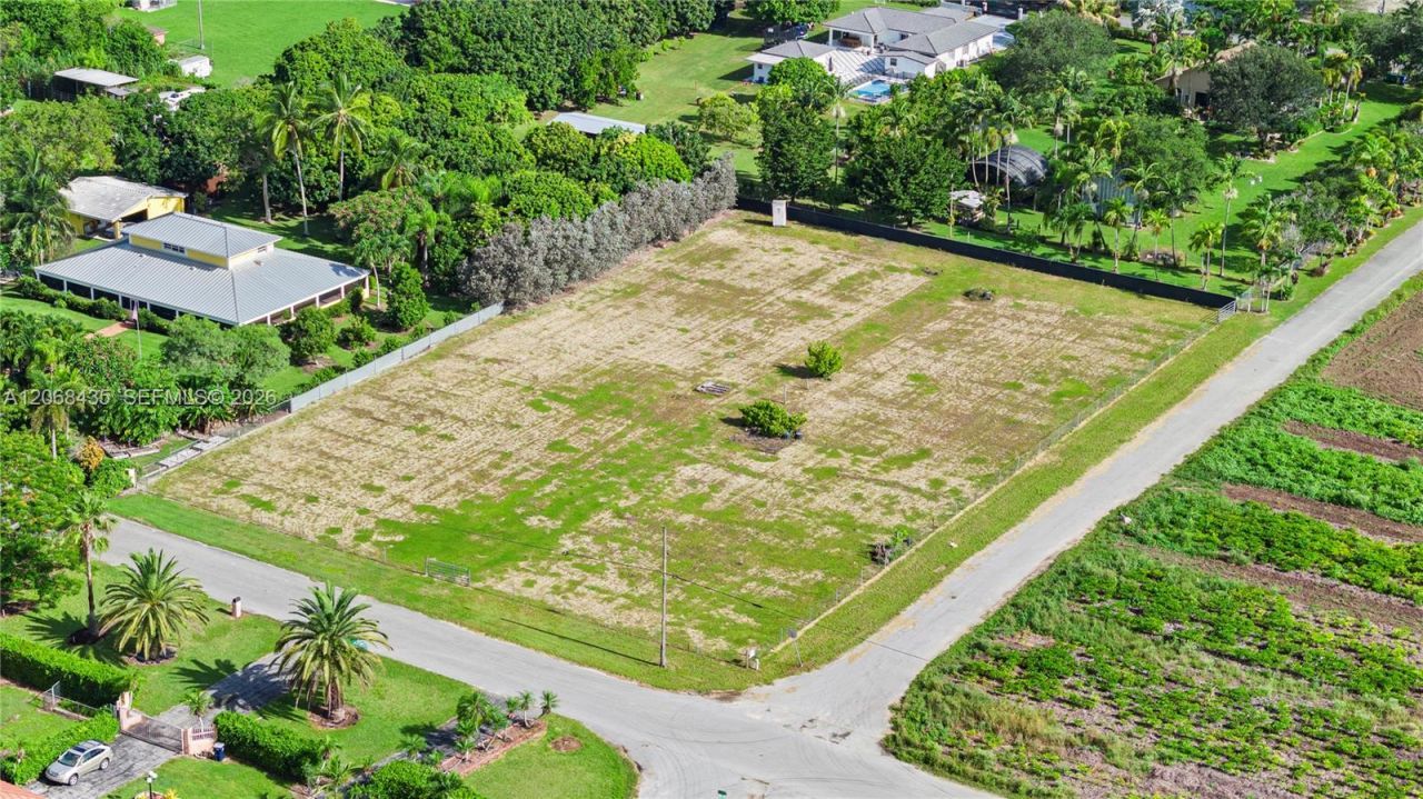213xx SW 240 St , Homestead, FL 33031 Photo