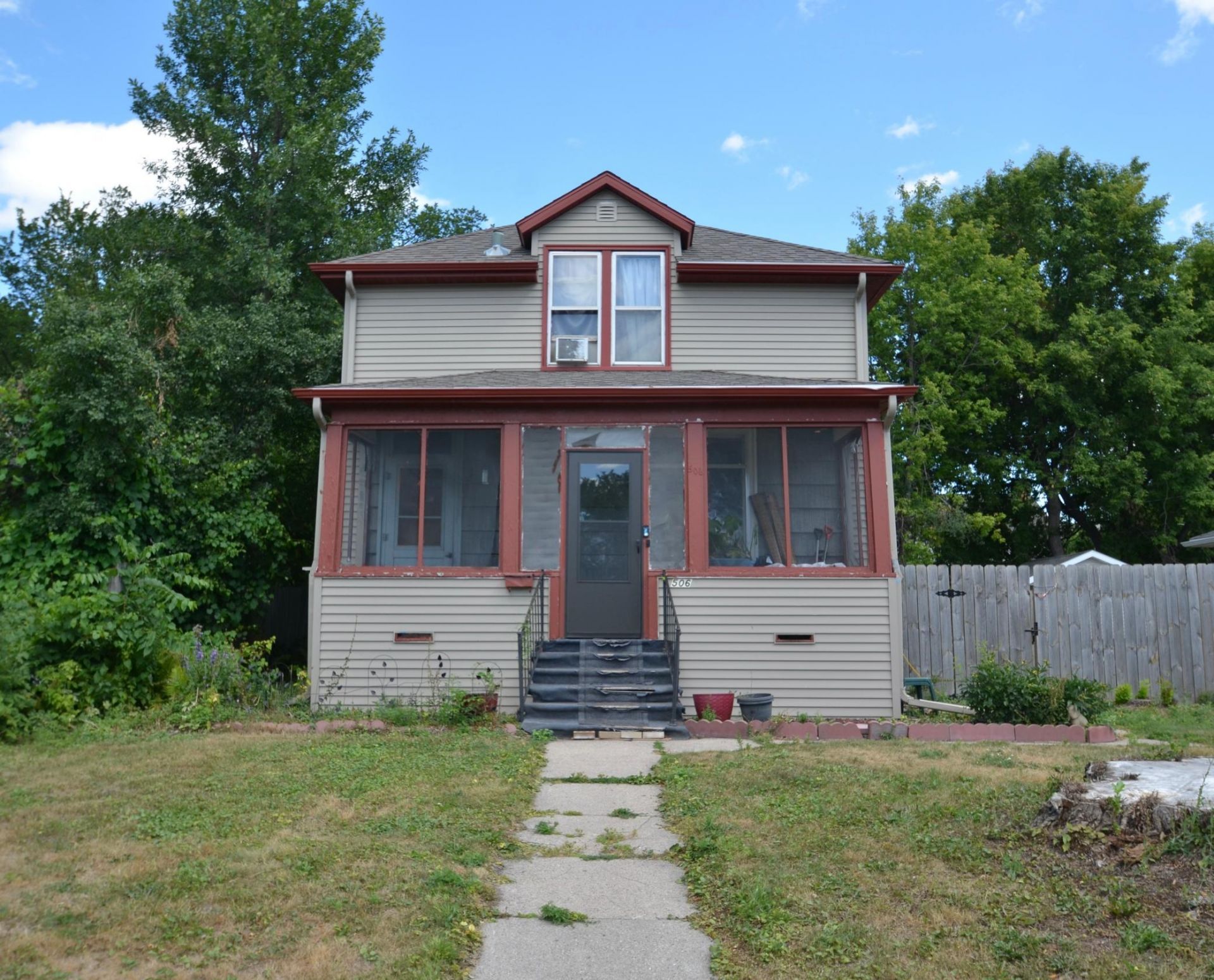 506 4th Street S, Moorhead, MN 56560 Main Photo