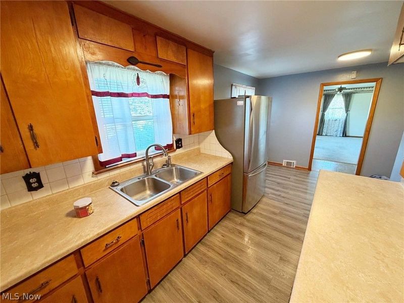 4284 Swallen Avenue , Louisville, OH 44641 Photo 13