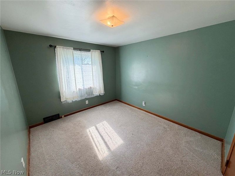 4284 Swallen Avenue , Louisville, OH 44641 Photo 15