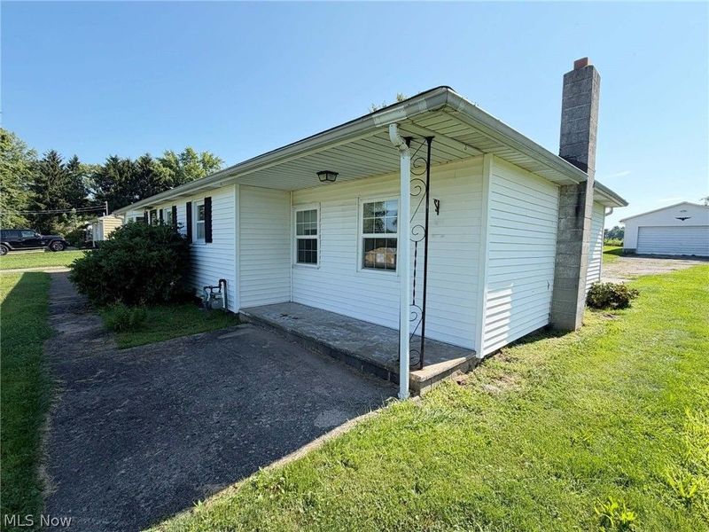 4284 Swallen Avenue , Louisville, OH 44641 Photo 4