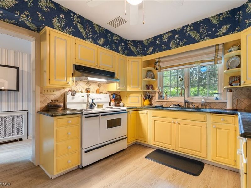 3705 Croydon Drive NW, Canton, OH 44718 Photo 15