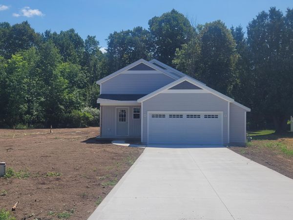 20535 Edgewood Drive, Big Rapids, MI 49307
