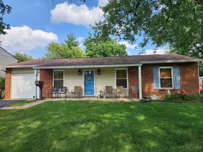 9992 Dunraven Drive, Cincinnati, OH 45251 Photo 1