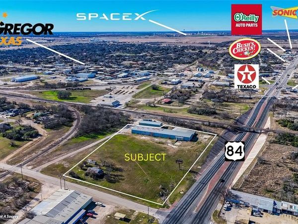 110 1st Street , McGregor, TX 76657