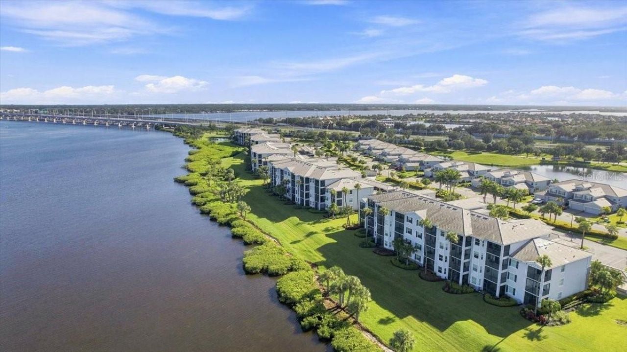 920 Tidewater Shores Loop, Unit 307, Bradenton, FL 34208 Photo