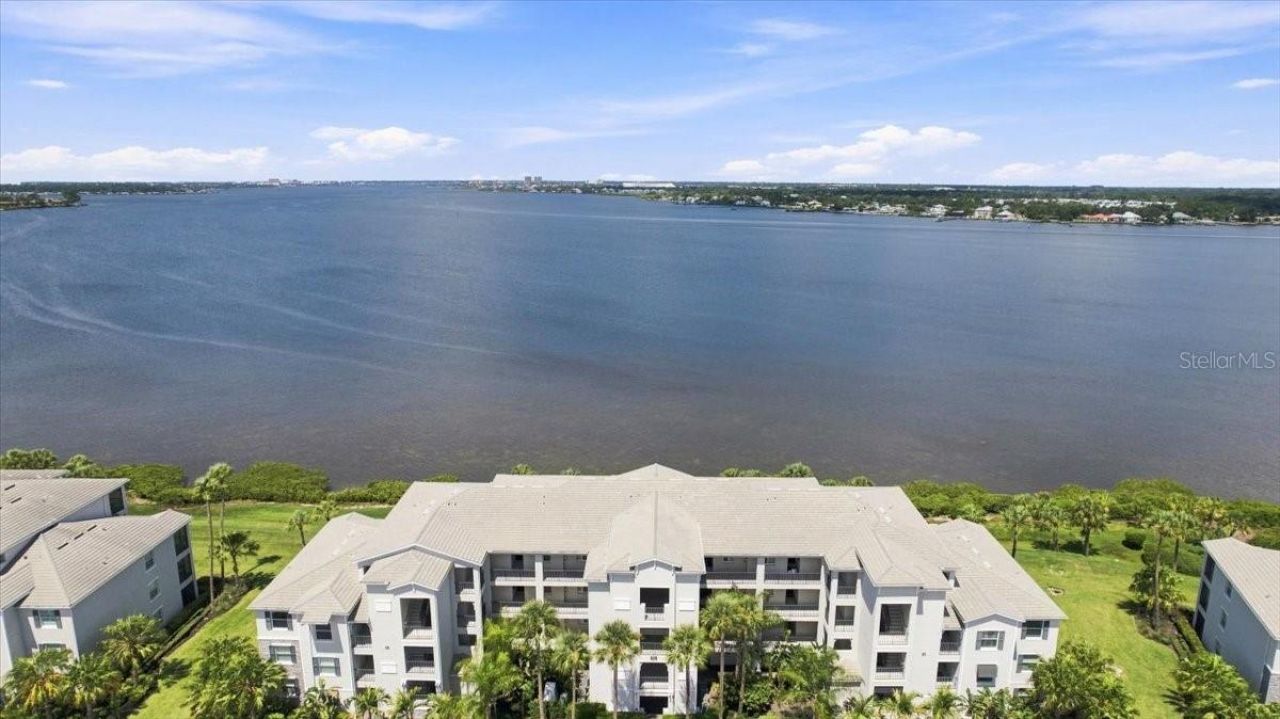 920 Tidewater Shores Loop, Unit 307, Bradenton, FL 34208 Photo