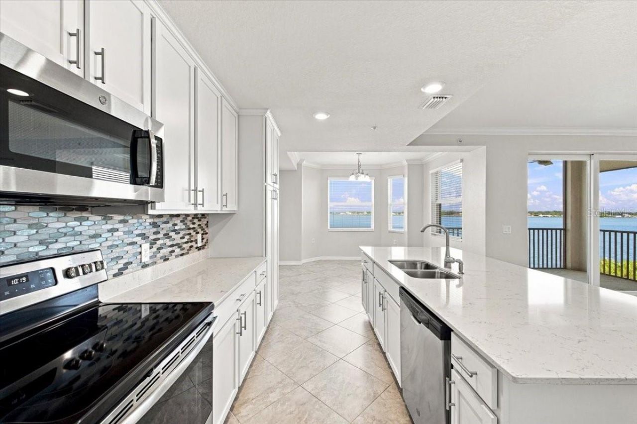 920 Tidewater Shores Loop, Unit 307, Bradenton, FL 34208 Photo