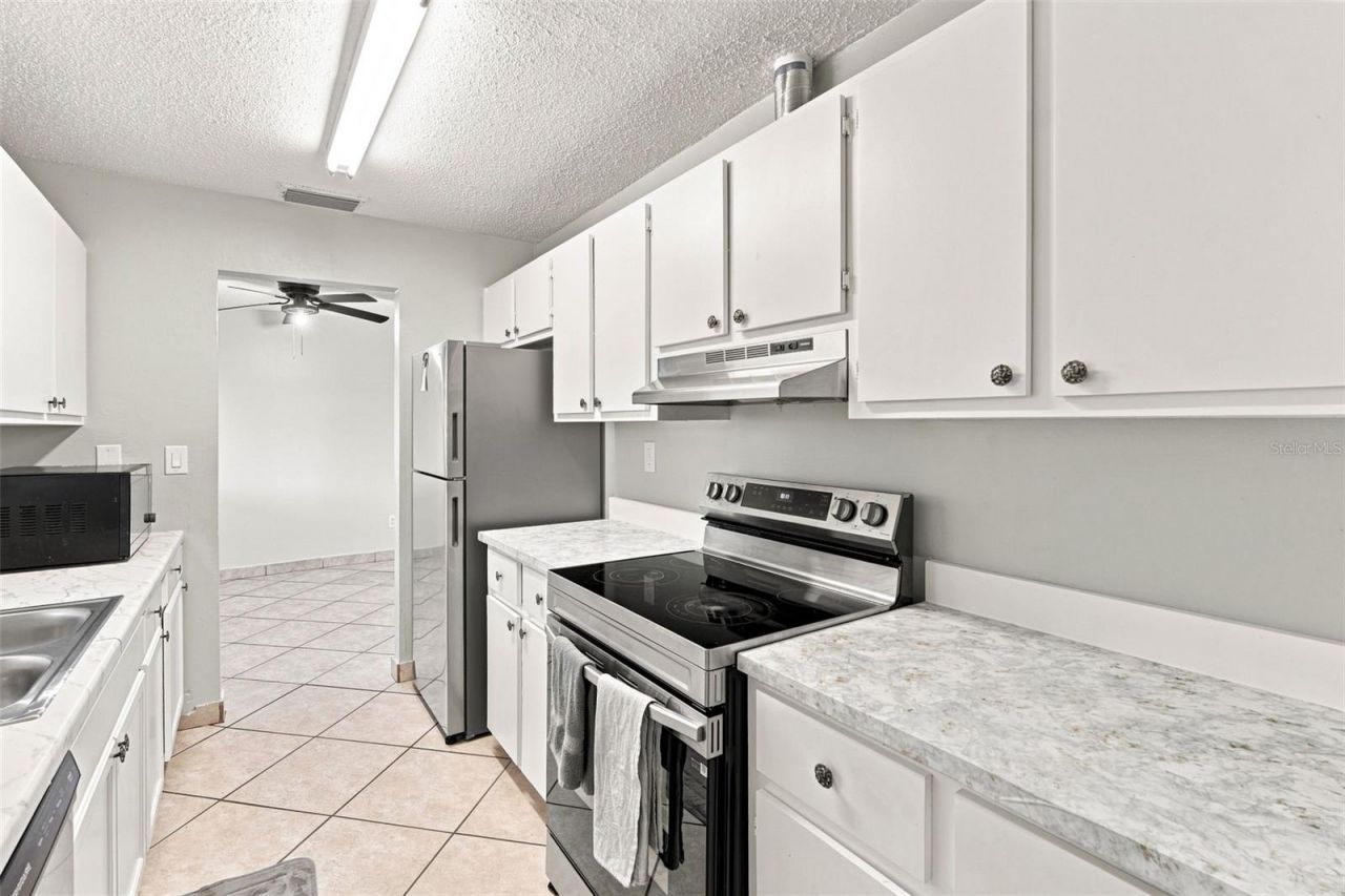18186 Iris Road, Fort Myers, FL 33967 Photo