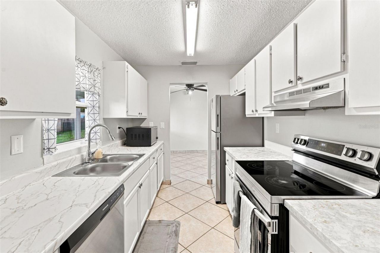 18186 Iris Road, Fort Myers, FL 33967 Photo
