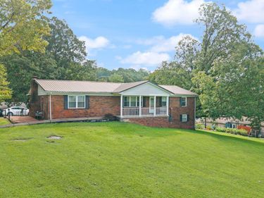 701 Whitaker Lane, Ferguson, KY 42533