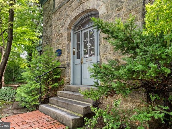 20 E PENN STREET, Unit 1, PHILADELPHIA, PA 19144