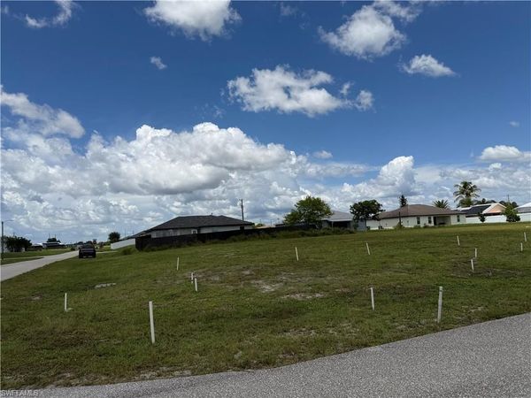 419 NW 20th ST , CAPE CORAL, FL 33993
