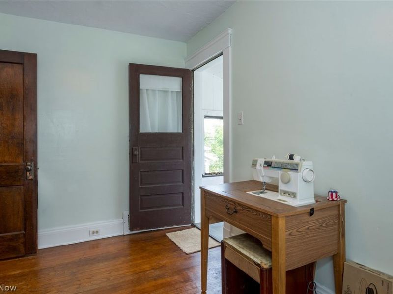 9817 Robinson Avenue, Garfield Heights, OH 44125 Photo 22