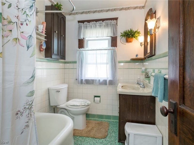 9817 Robinson Avenue, Garfield Heights, OH 44125 Photo 25