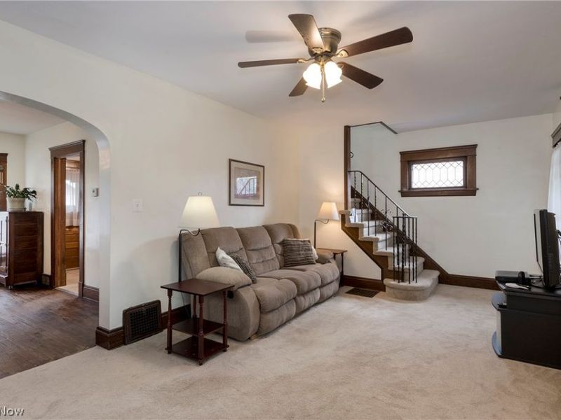 9817 Robinson Avenue, Garfield Heights, OH 44125 Photo 7