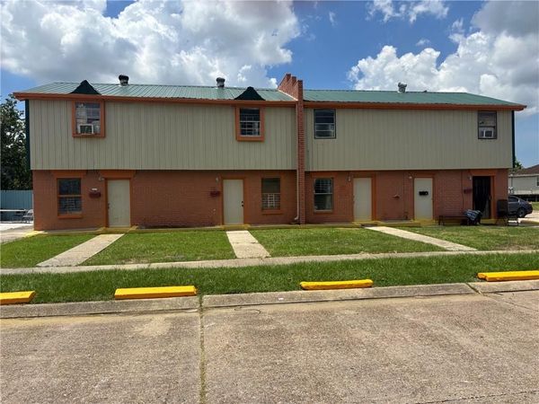 1200 ABERDEEN Street , Harvey, LA 70058