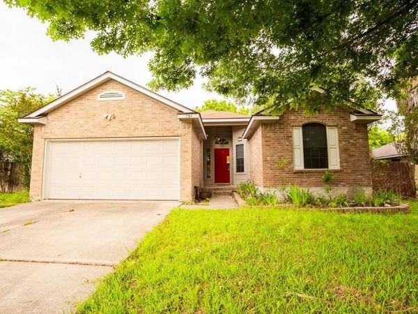 201 Little Lake RD, Hutto, TX 78634