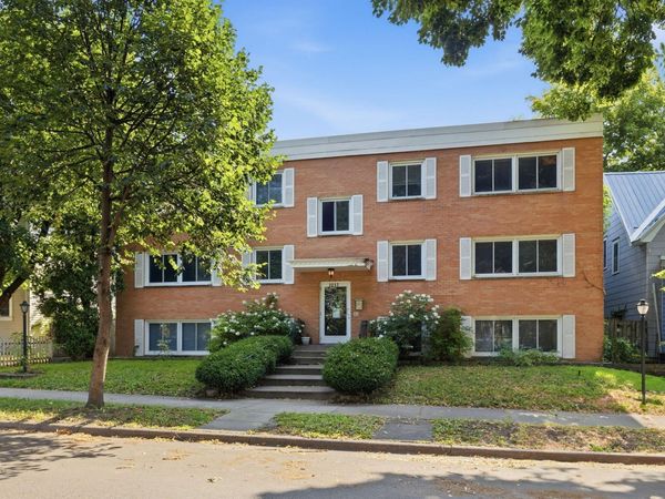 3237 15th Avenue S, Unit 11, Minneapolis, MN 55407