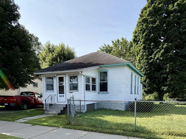629 E Mark Street, Winona, MN 55987