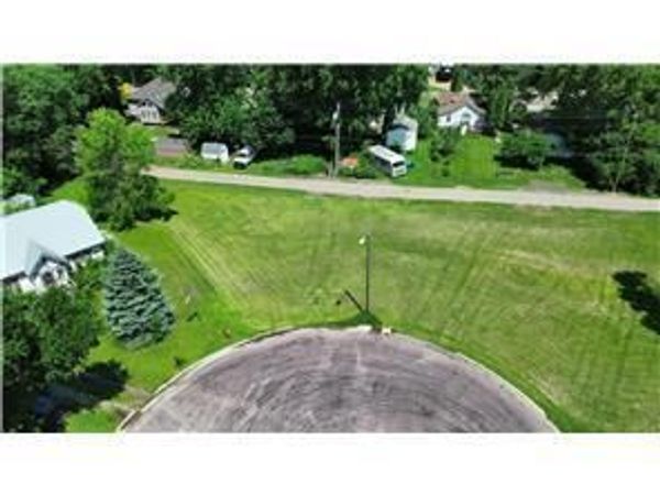 113 Parker Lane , Redwood Falls, MN 56283