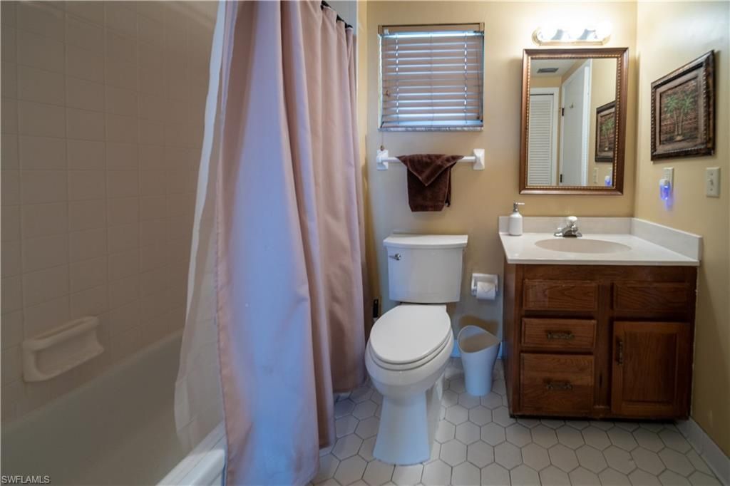 807 River Point Dr, Unit 304D, Naples, FL 34102 Photo
