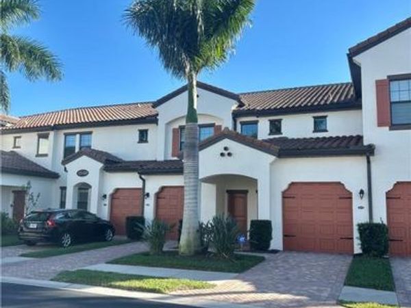 15148 Palmer Lake CIR , Unit 202, NAPLES, FL 34109