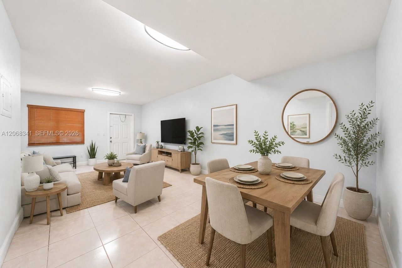 3180 W 3rd Ave, Hialeah, FL 33012 Photo