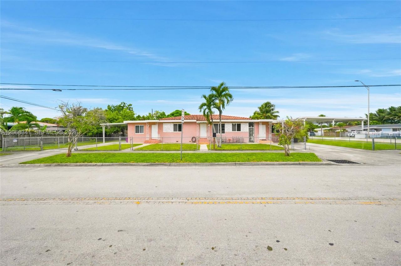 3180 W 3rd Ave, Hialeah, FL 33012 Photo