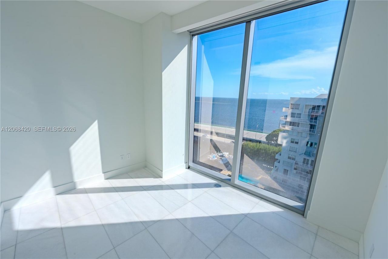 175 SE 25th Rd , Unit 1002, Miami, FL 33129 Photo