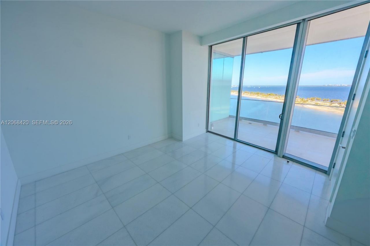 175 SE 25th Rd , Unit 1002, Miami, FL 33129 Photo