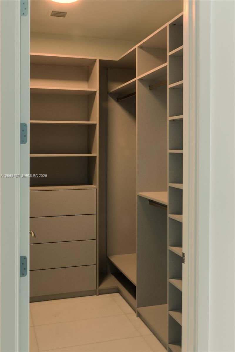 175 SE 25th Rd , Unit 1002, Miami, FL 33129 Photo