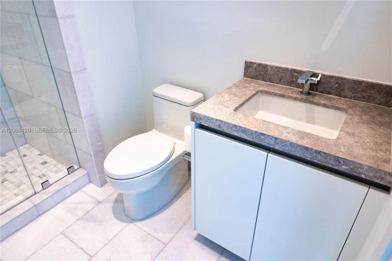 175 SE 25th Rd , Unit 1002, Miami, FL 33129 Photo