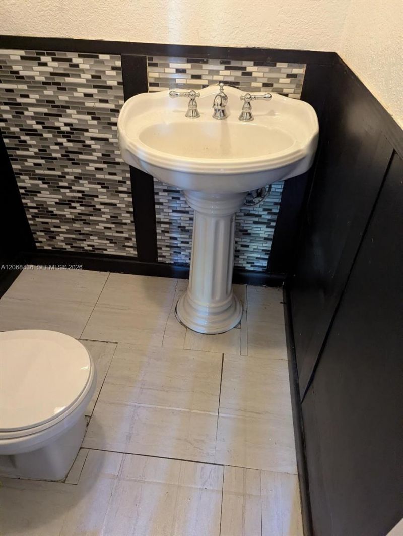 8380 S Missionwood Cir , Unit C-II, Miramar, FL 33025 Photo